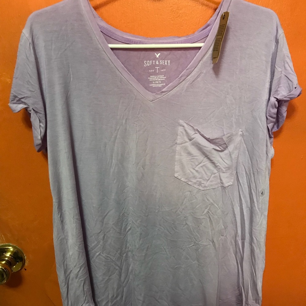 AE plain tee with pocket
